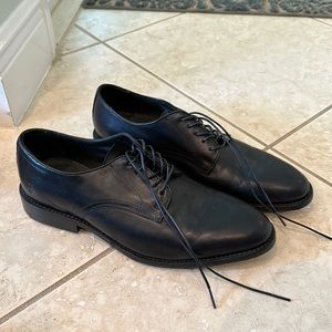 Black leather mens Frye dress shoes size 11d wide
